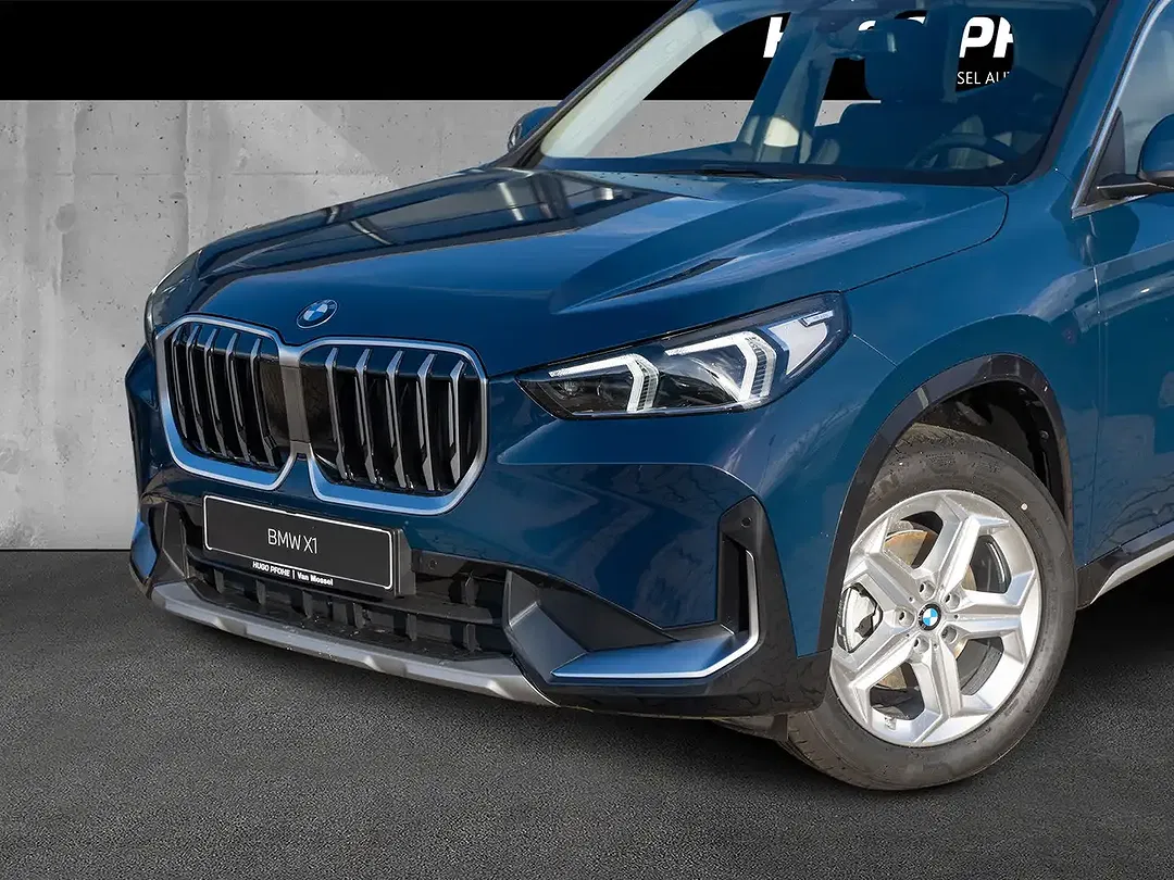 BMW X1 - Thumbnail 3