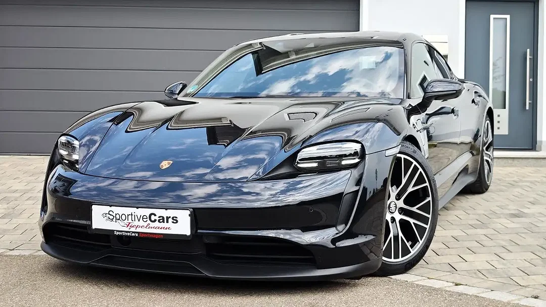 Porsche Taycan - Afbeelding 1
