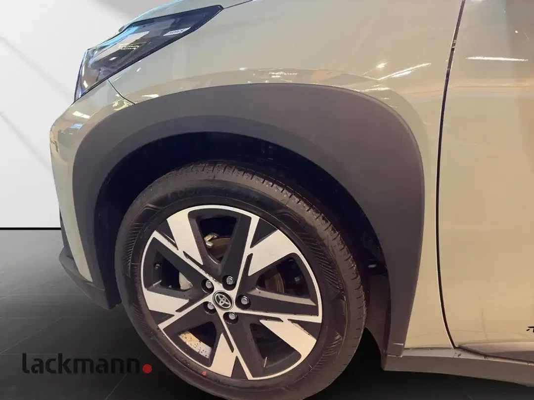 Toyota Aygo X - Thumbnail 11