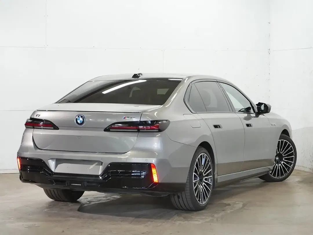 BMW i7 xDrive M Sport - foto 2