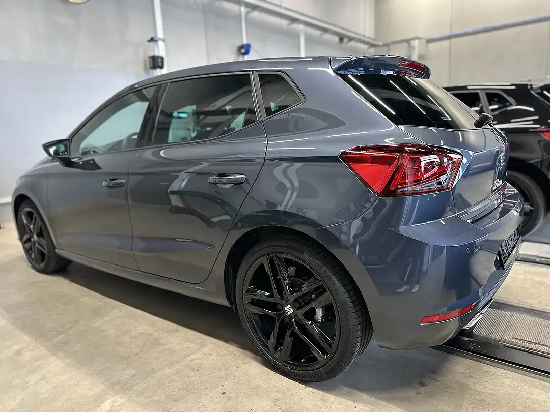SEAT Ibiza - Thumbnail 4