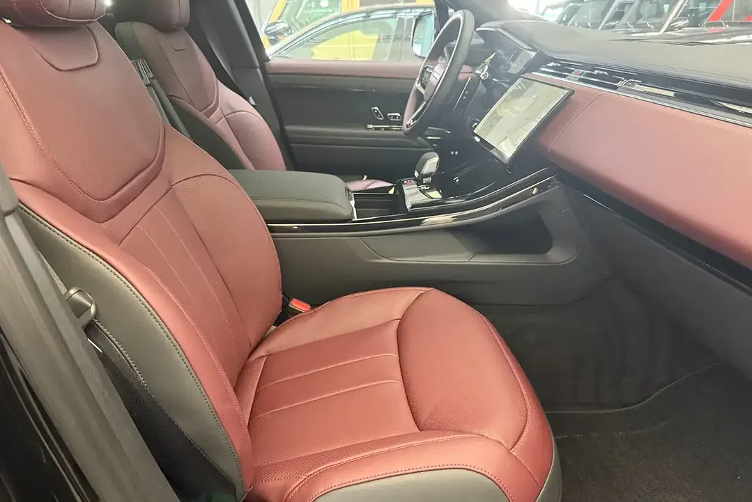 Land Rover Range Rover Sport - Thumbnail 12