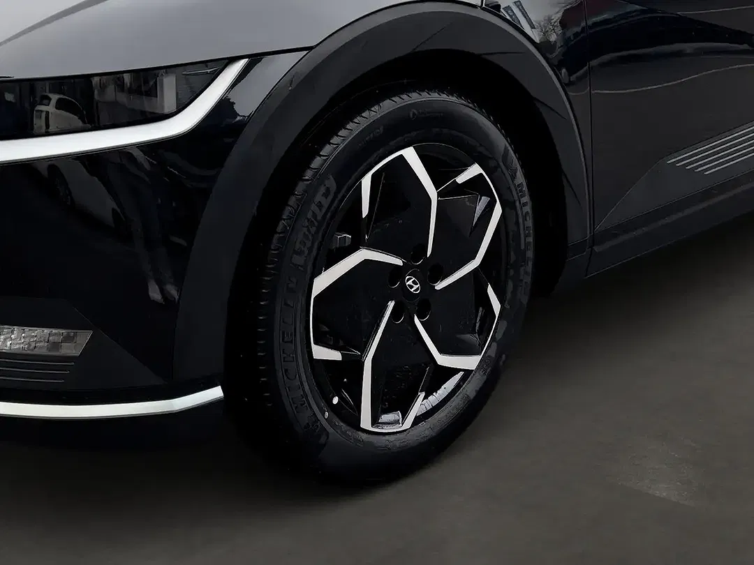 Hyundai IONIQ 5 - Thumbnail 7
