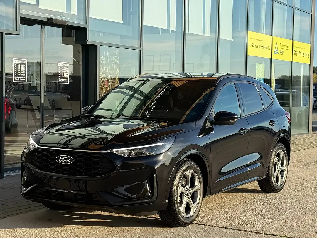 Ford Kuga - Thumbnail 3