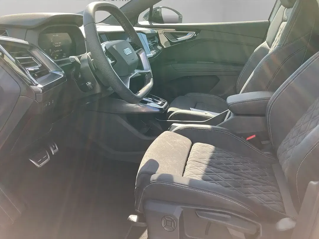 Audi Q4 e-tron - Thumbnail 11