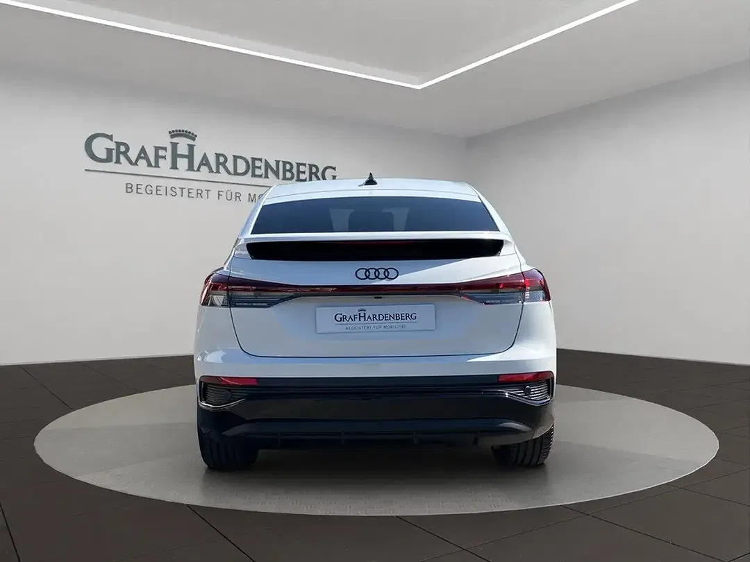Audi Q4 e-tron - Thumbnail 5