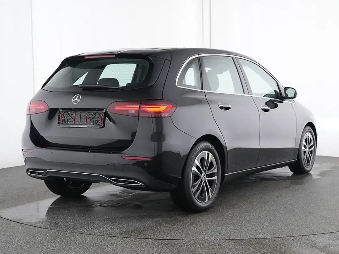 Mercedes-Benz B 180 - Thumbnail 4
