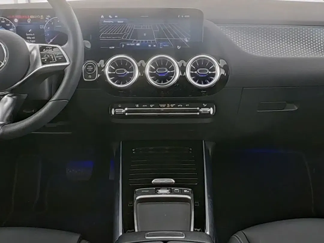 Mercedes-Benz B 180 - Thumbnail 6