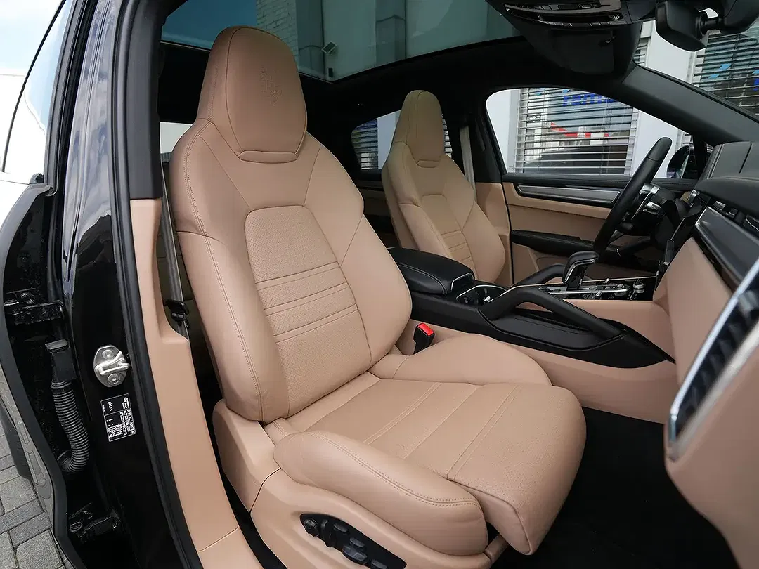 Porsche Cayenne - Thumbnail 14