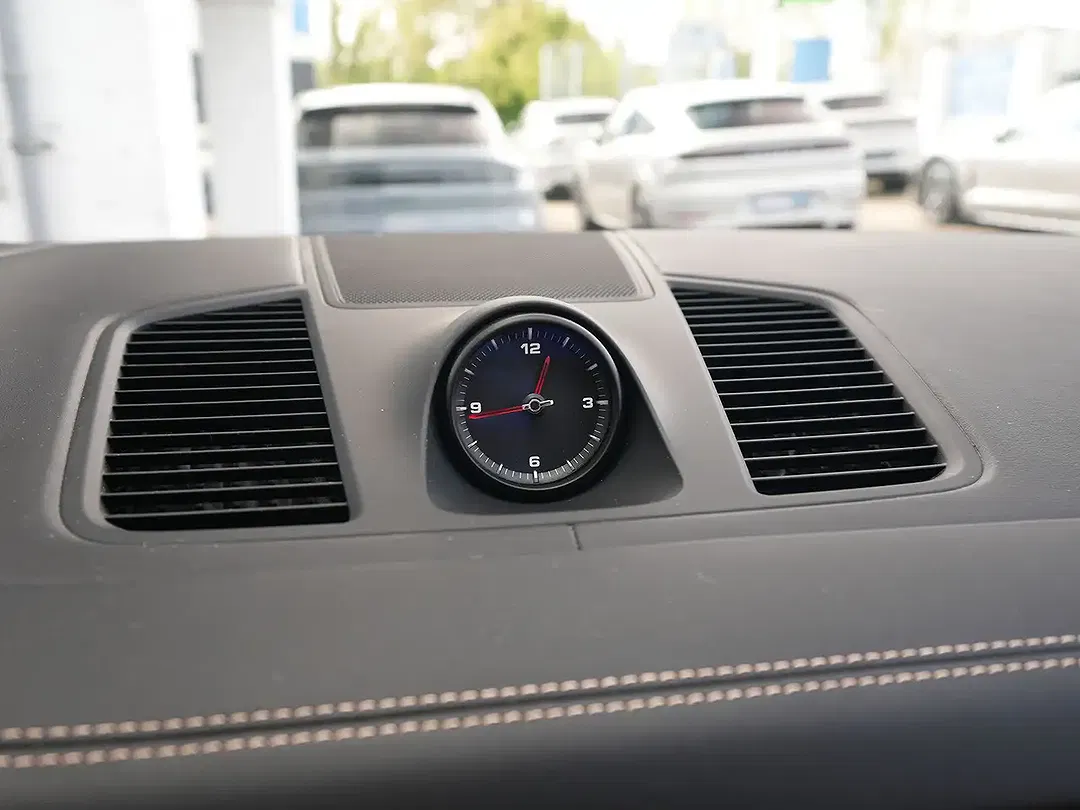 Porsche Cayenne - Thumbnail 29