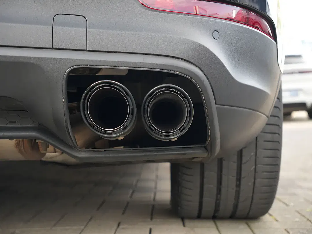 Porsche Cayenne - Thumbnail 9