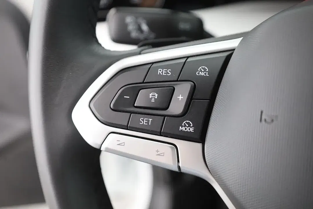Volkswagen Golf - Thumbnail 14