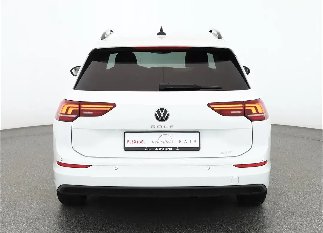 Volkswagen Golf - Thumbnail 3