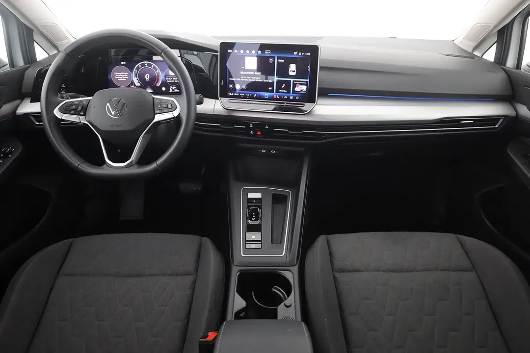 Volkswagen Golf - Thumbnail 8