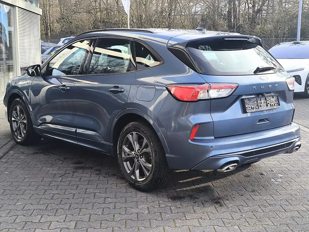 Ford Kuga - Thumbnail 3