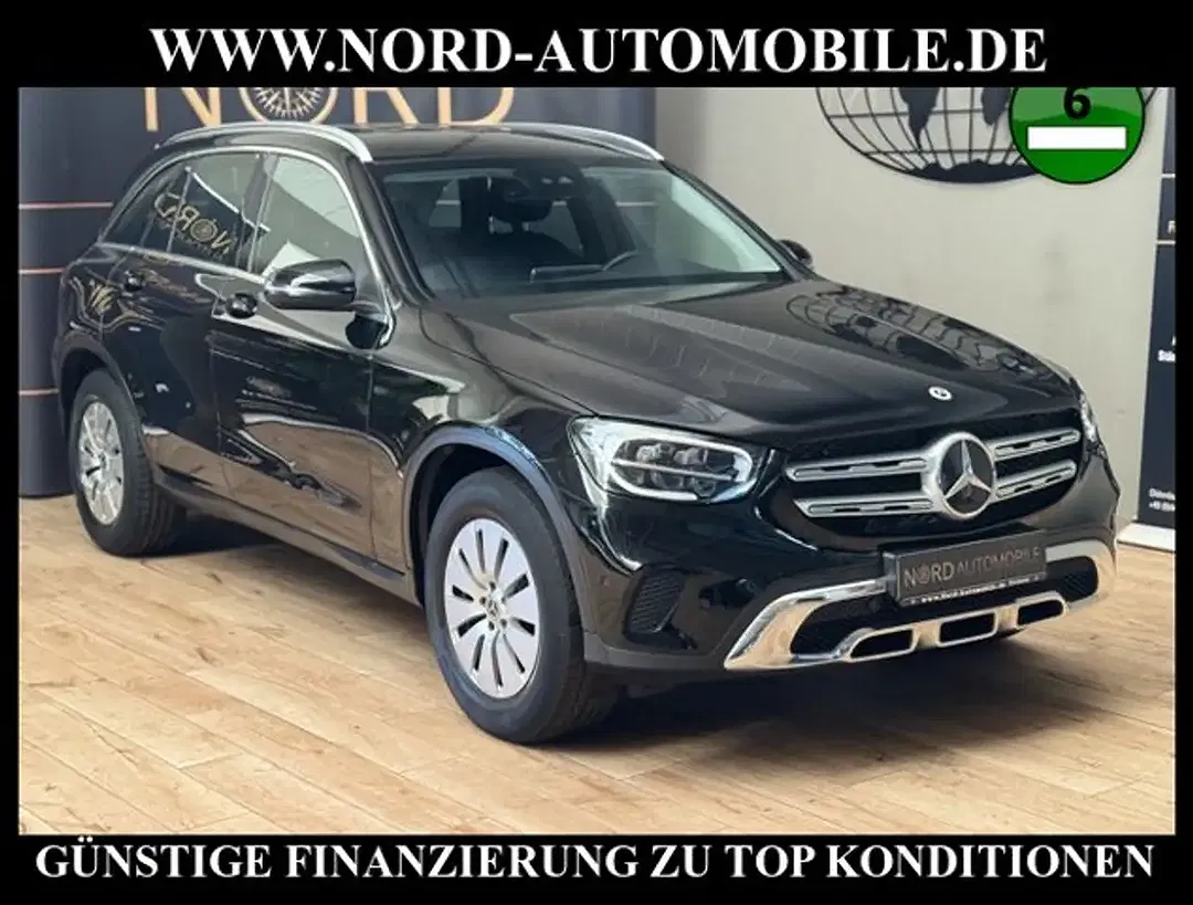 Mercedes-Benz GLC 220 - Thumbnail 1