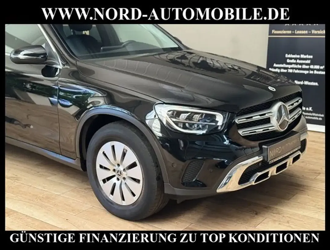 Mercedes-Benz GLC 220 - Thumbnail 9
