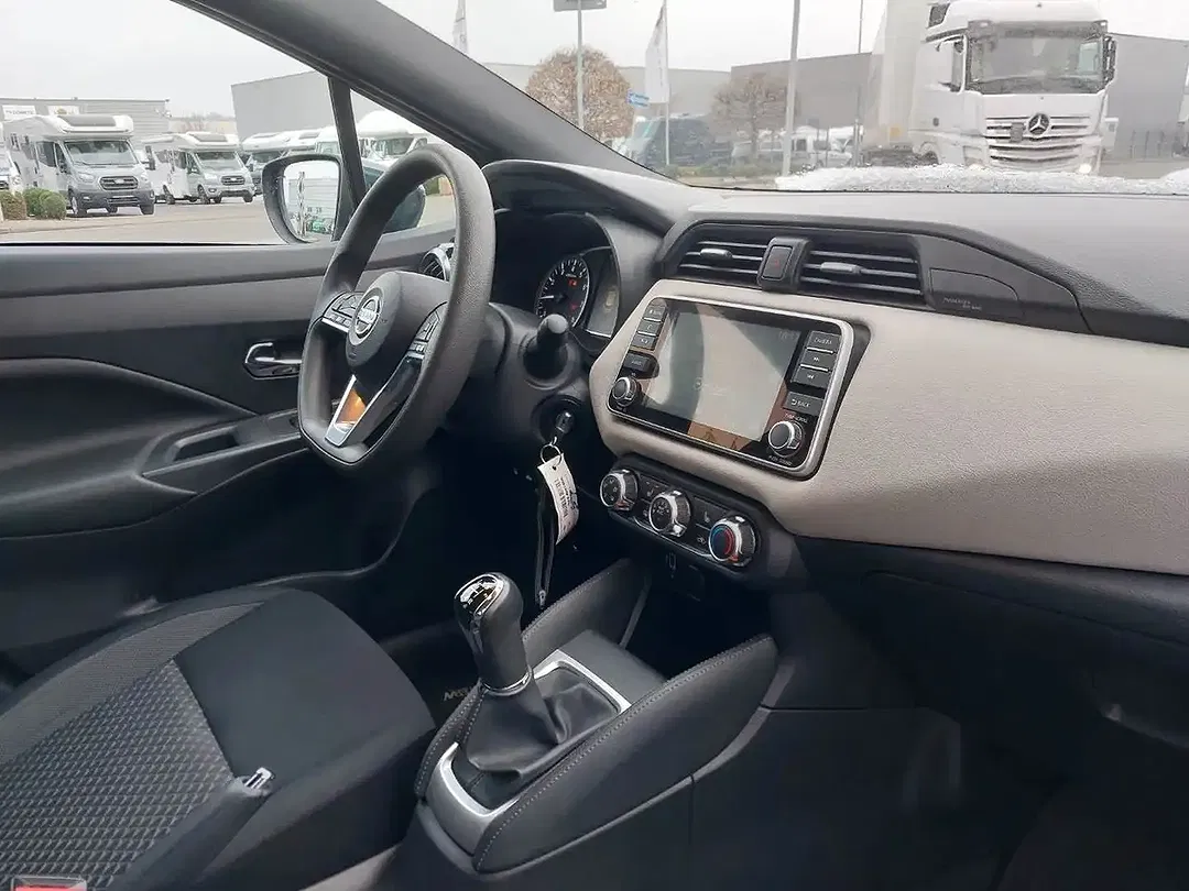 Nissan Micra - Thumbnail 5