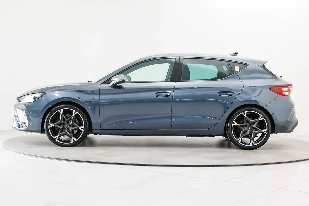 CUPRA Leon - Thumbnail 12
