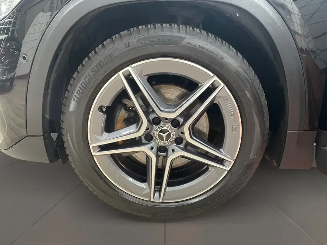 Mercedes-Benz GLA 220 - Thumbnail 8
