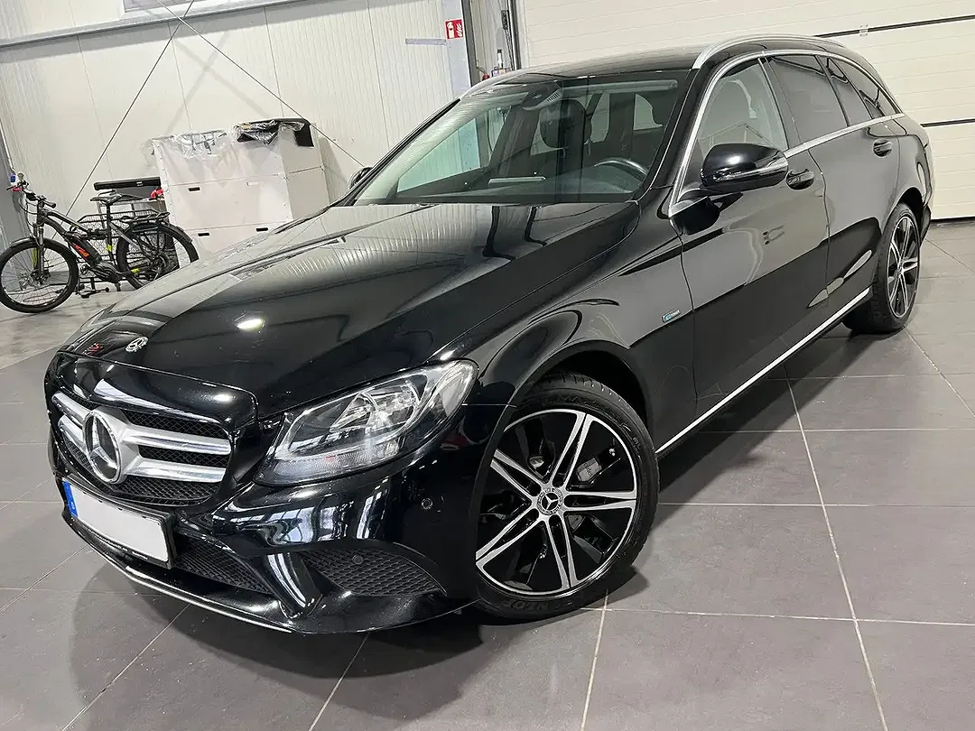 Mercedes-Benz C 300 AUT - foto 1