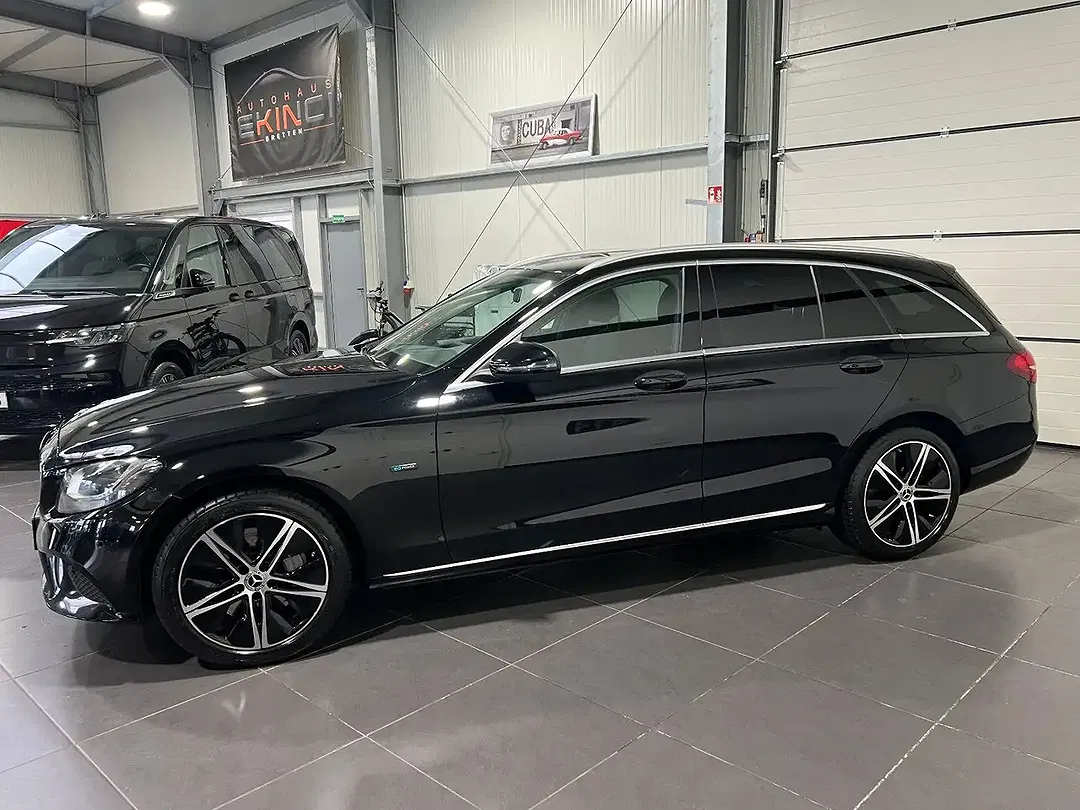 Mercedes-Benz C 300 AUT - foto 2