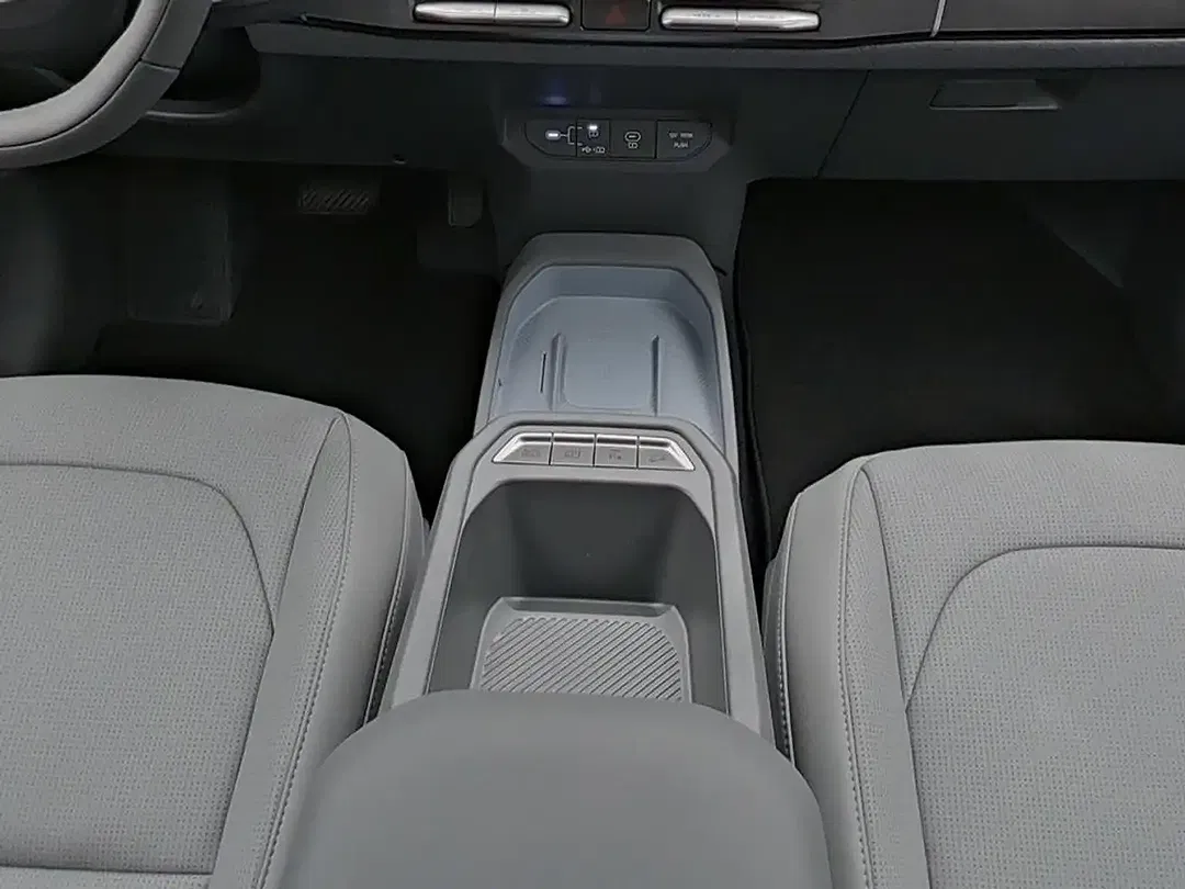 Kia EV3 - Thumbnail 10