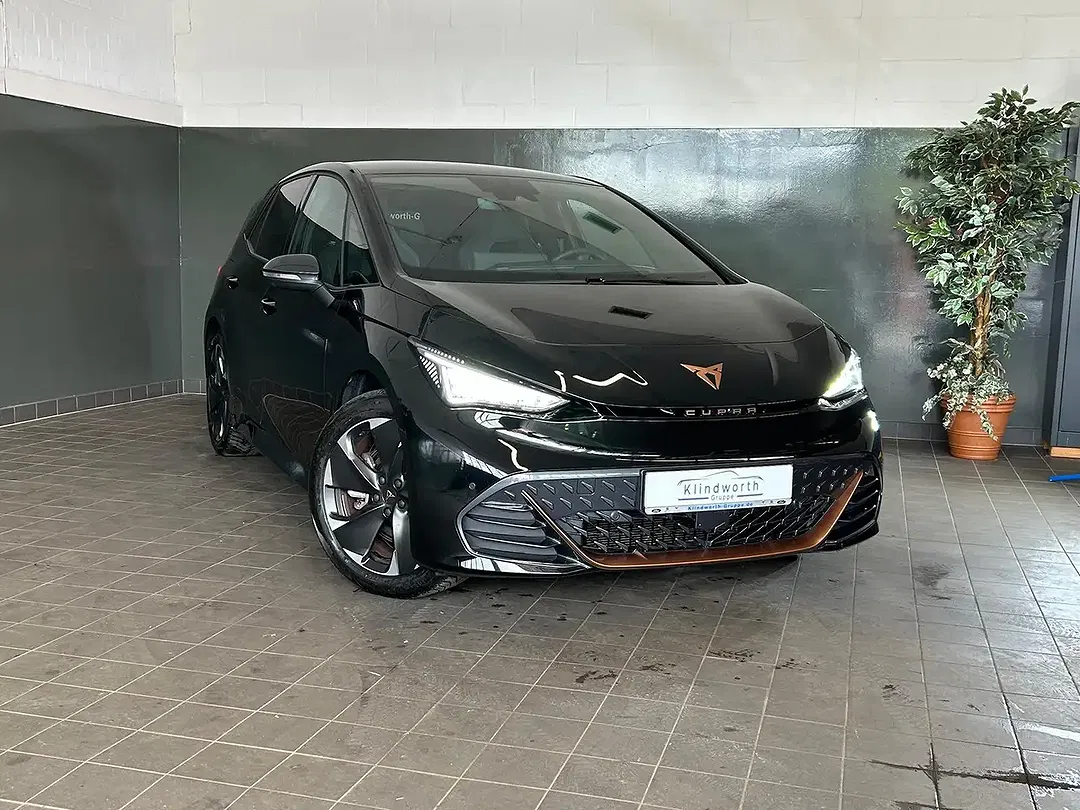 CUPRA Born - Thumbnail 2