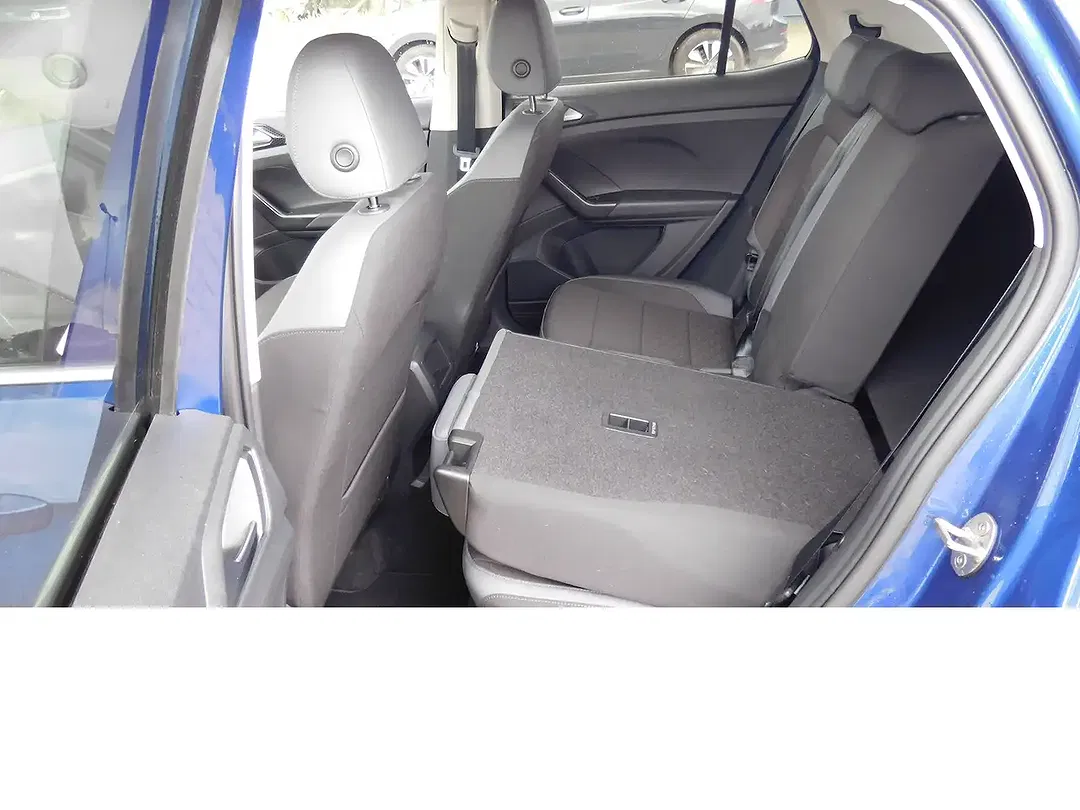 Volkswagen T-Cross - Thumbnail 13