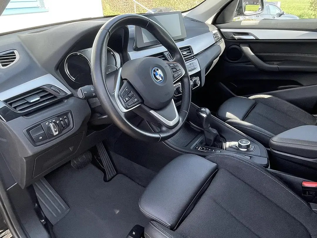 BMW X1 - Thumbnail 10