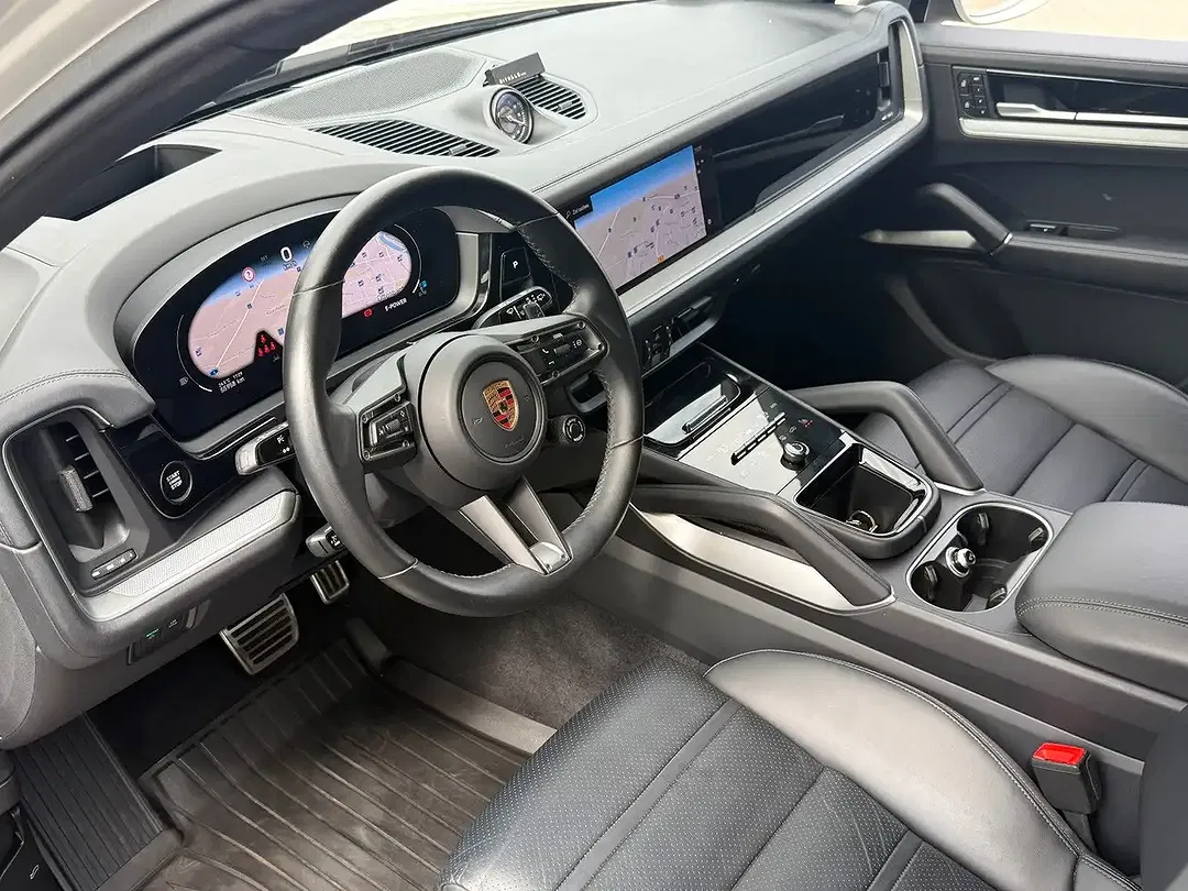 Porsche Cayenne - Thumbnail 14