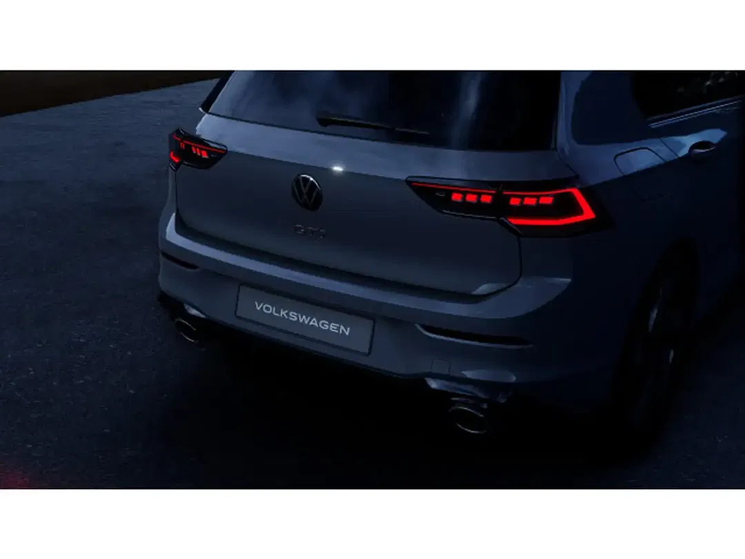Volkswagen Golf GTI - Thumbnail 10