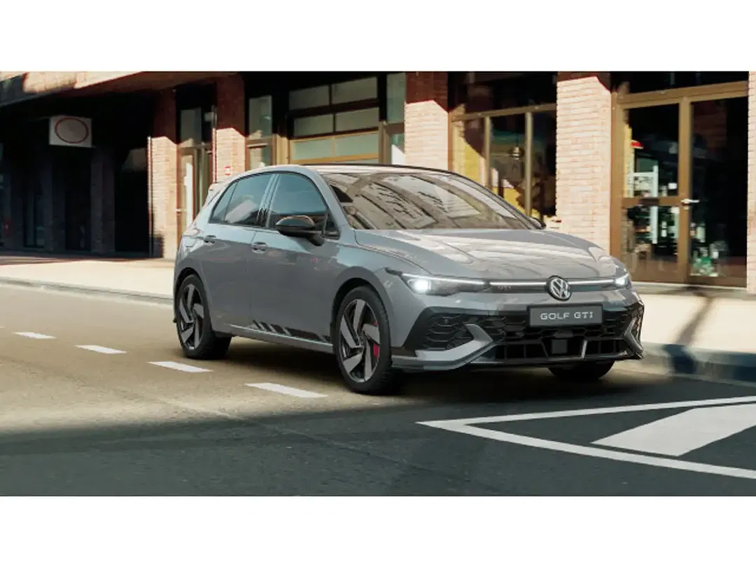 Volkswagen Golf GTI - Thumbnail 2