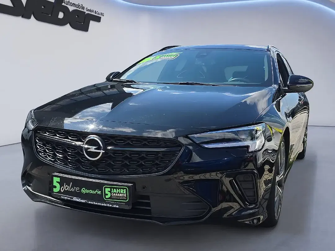 Opel Insignia - Thumbnail 1