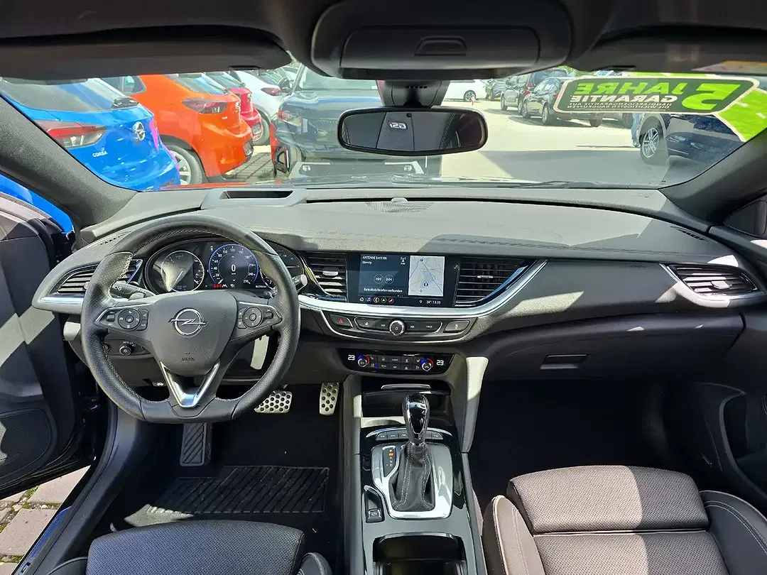 Opel Insignia - Thumbnail 5