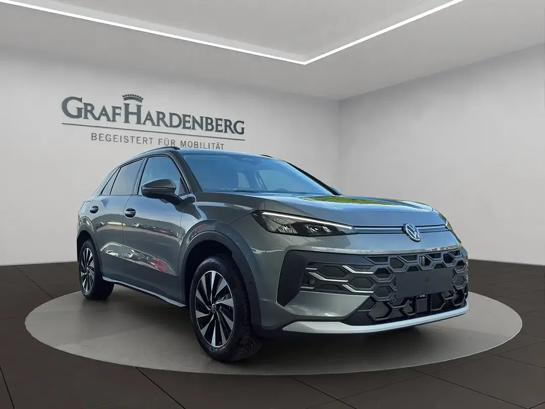 Volkswagen T-Roc - Thumbnail 8