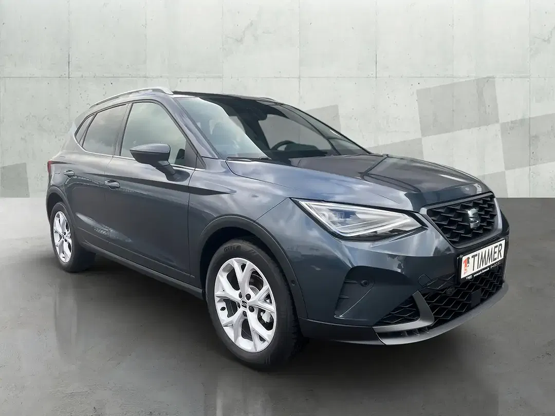 SEAT Arona - Thumbnail 2