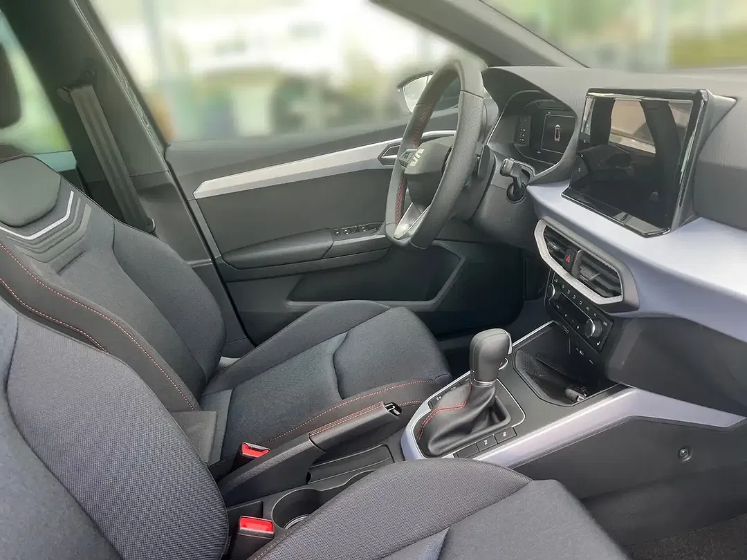 SEAT Arona - Thumbnail 7