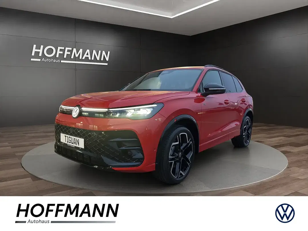Volkswagen Tiguan - Thumbnail 1