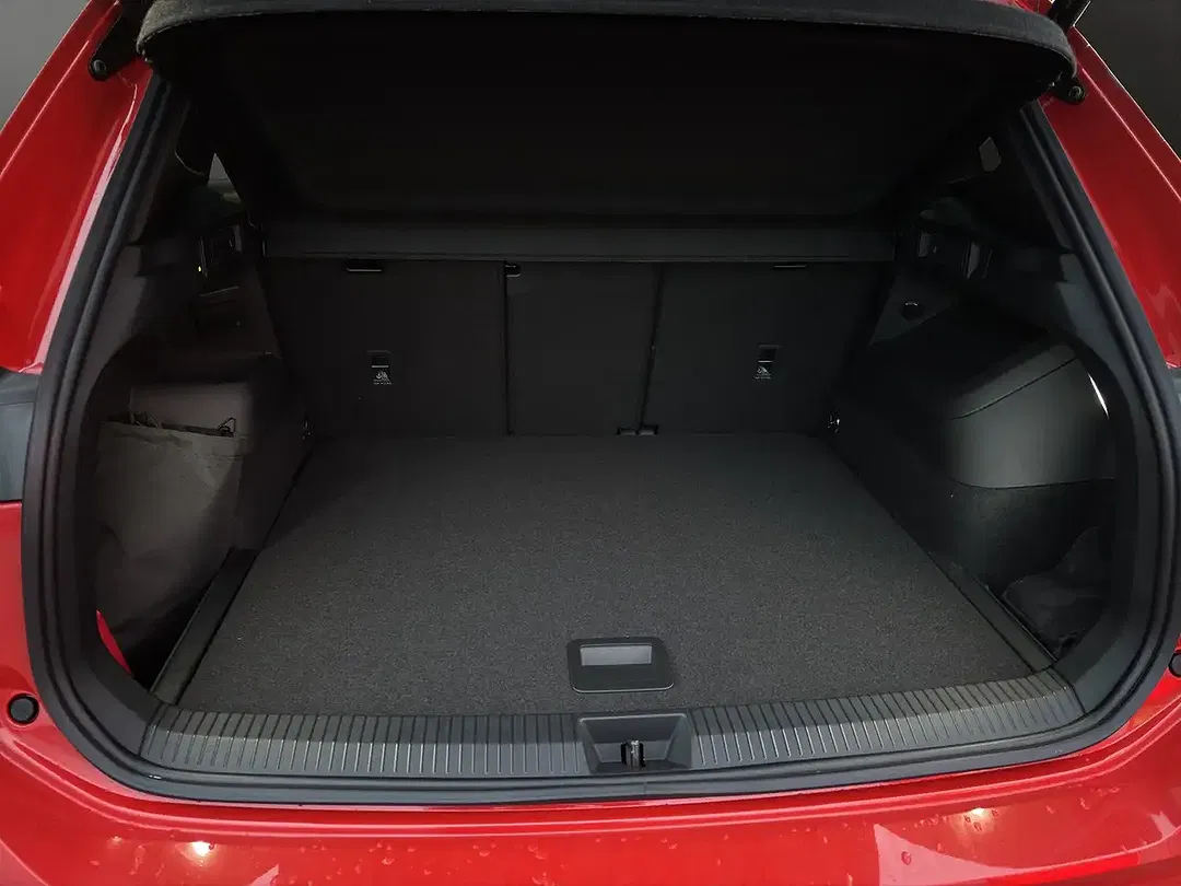 Volkswagen Tiguan - Thumbnail 15