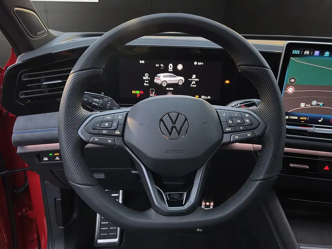 Volkswagen Tiguan - Thumbnail 9
