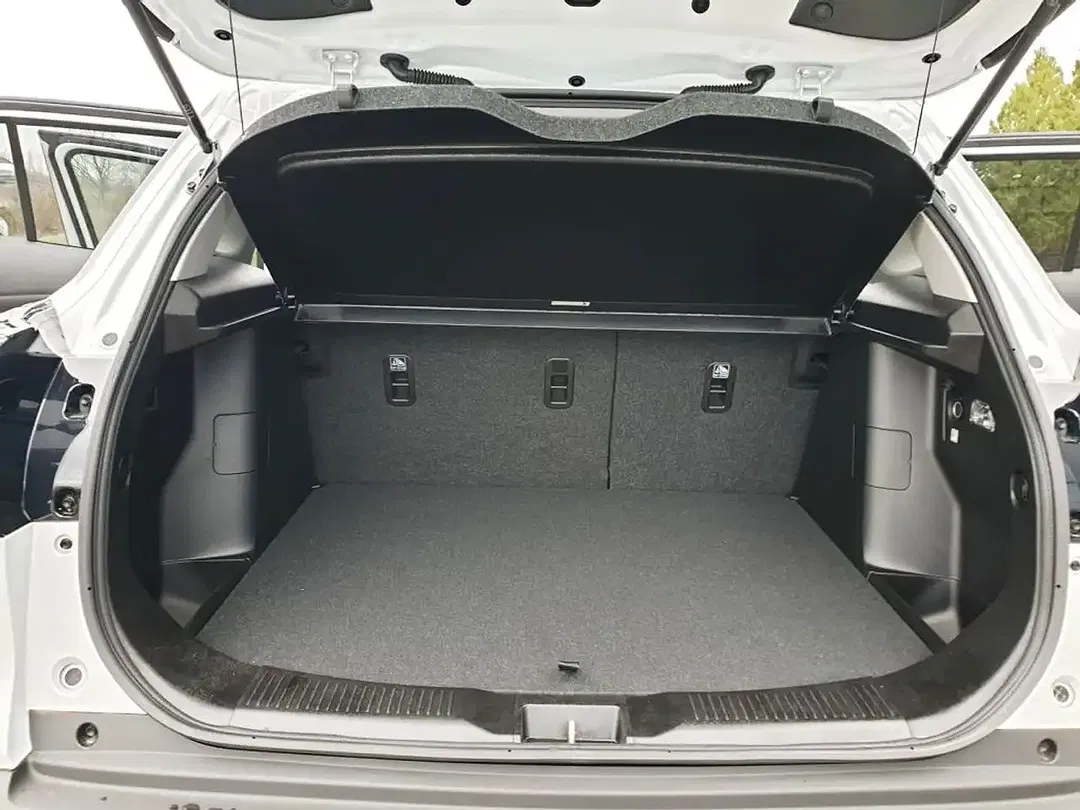 Suzuki S-Cross - Thumbnail 12