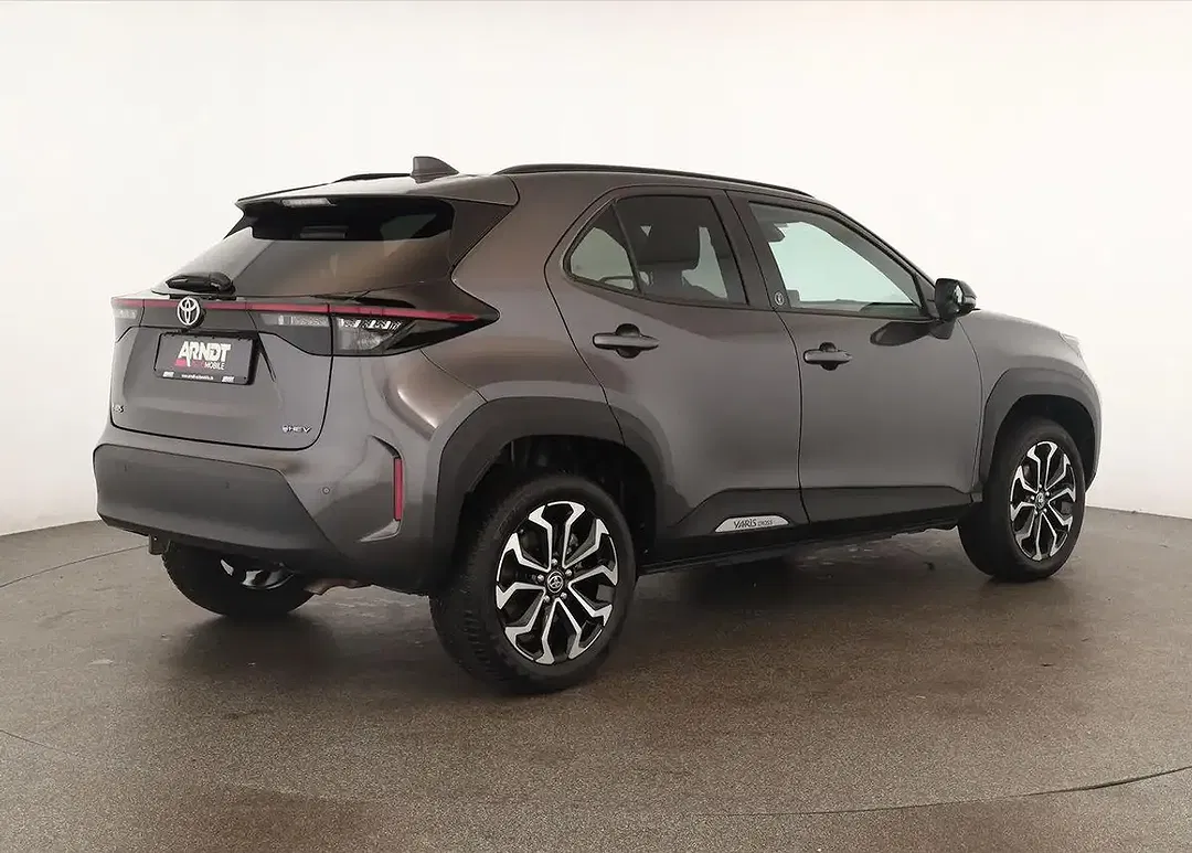 Toyota Yaris Cross - Thumbnail 5