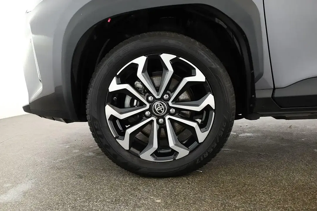 Toyota Yaris Cross - Thumbnail 8