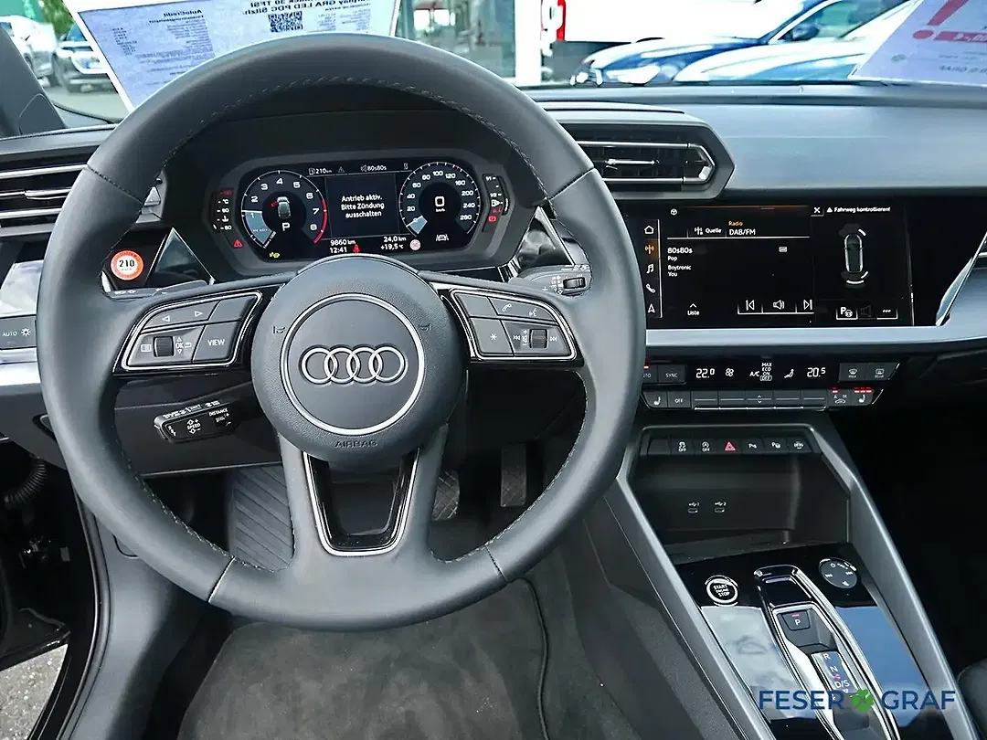 Audi A3 - Thumbnail 4