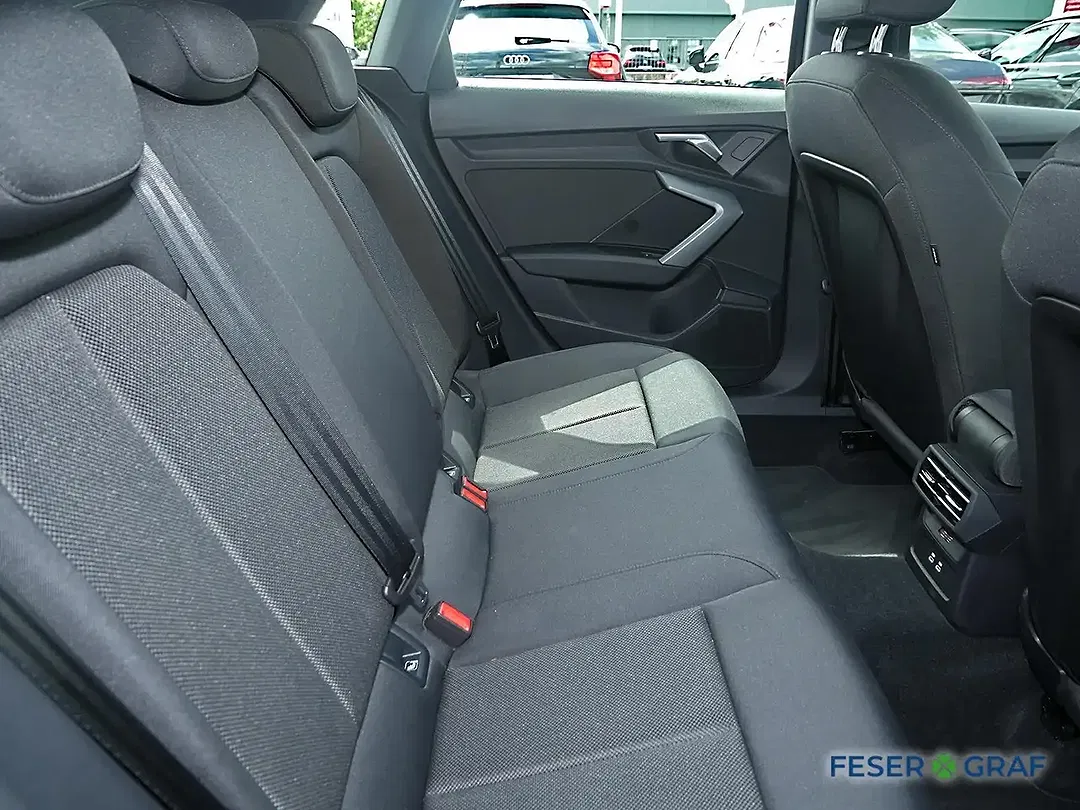 Audi A3 - Thumbnail 6