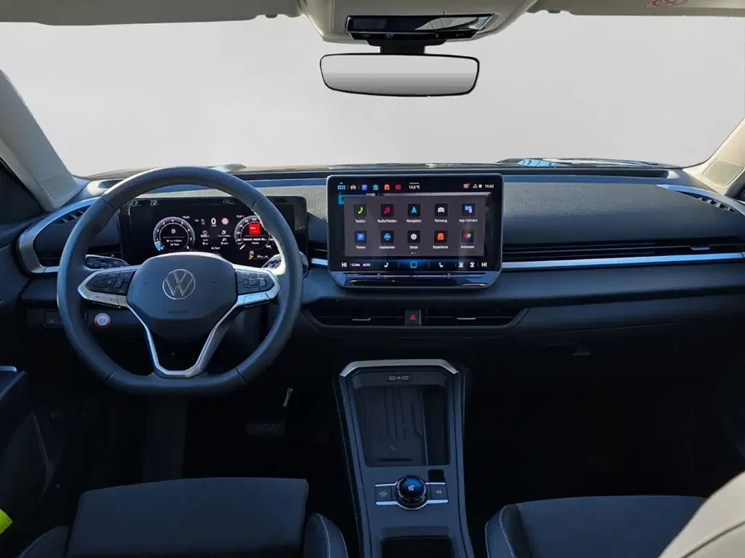 Volkswagen T-Roc - Thumbnail 13