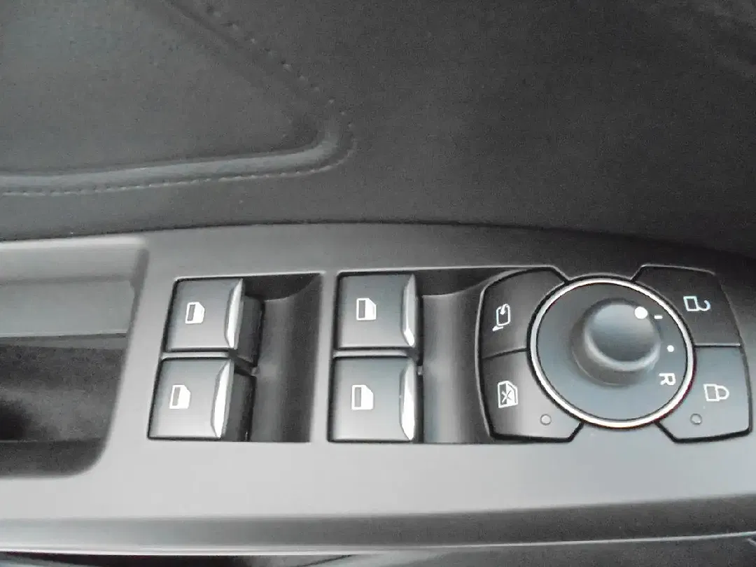 Ford Focus Titanium Edition - foto 15