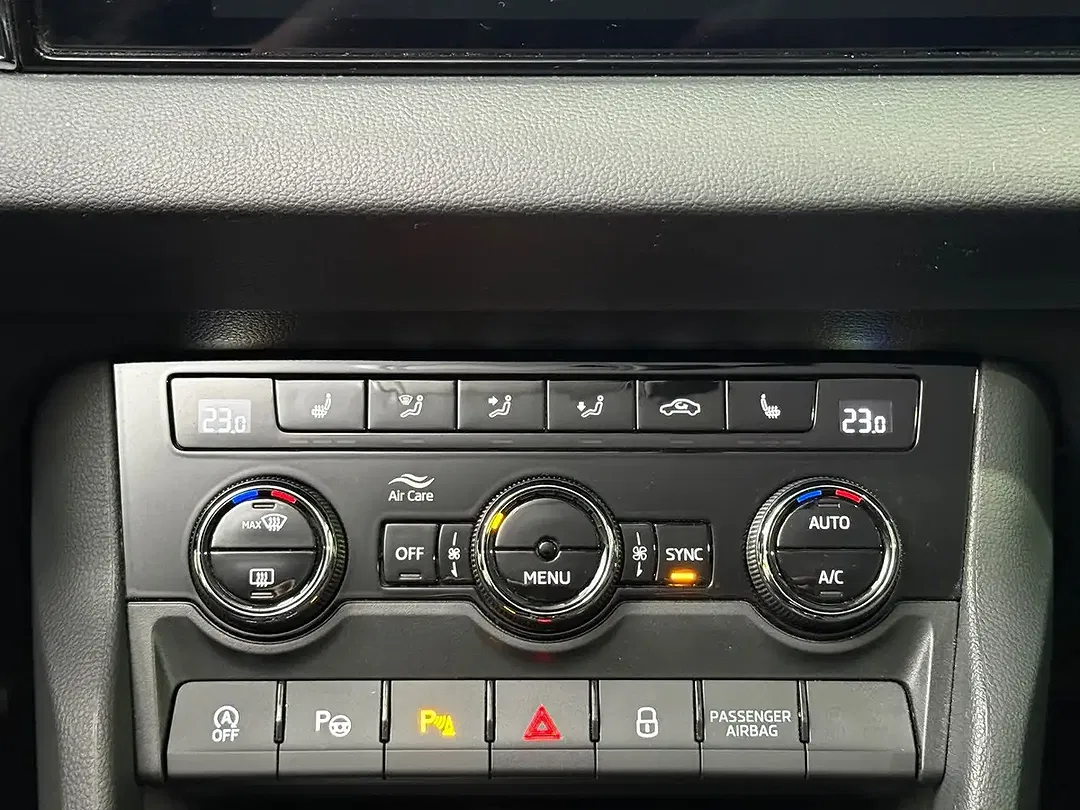 Skoda Karoq - Thumbnail 20