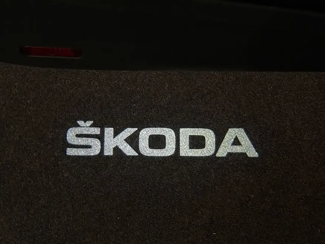 Skoda Karoq - Thumbnail 31